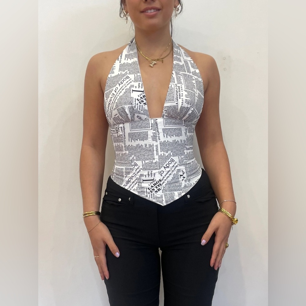 Dibo bodi eras tour halter top